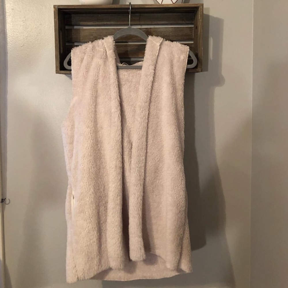 Hooded vest
